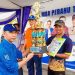 Hasan Mabruri serahkan hadiah Lomba Perahu Tradisional Provinsi Jambi tahun 2022 (Dok Istimewa)