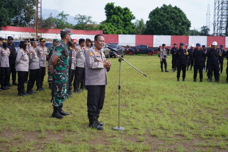 Kapolda Jabar Irjen Pol Suntana saat mempimpin apel gabungan recovery pasca terjadinya gempa bumi (Dok Istimewa)