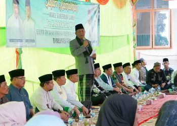 Wagub Sani pada Safari Ramadhan Pemprov Jambi di Masjid Al Muttaqin Desa Sekuntur,Tebo, Kamis (21/03/2024). (Foto: Erict - Kominfo)