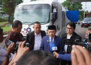 Gubernur Al Haris saat diawancarai di Auditorium Rumah Dinas Gubernur Jambi, Rabu (08/05/2024) (Foto: Novriansah - Kominfo)