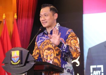 Menteri ATR/BPN H. Agus Harimurti Yudhoyono, M.Sc., M.P.A., MA pada acara Implementasi Sertifikat Elektronik di Tujuh Kantor Pertanahan di Auditorium Rumah DinasSelasa (25/06/2024) (Foto: Agus - Kominfo)