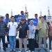 Wali Kota Jambi Dr. dr. H. Maulana, M.K.M., dan Wakil Wali Kota Diza Hazra Aljosha, S.E., M.A., bersama para pemenang lomba pacu perahu dan ketek hias yang digelar dalam rangka HUT ke-79 Kota Jambi di Danau Sipin. (Foto: Yola)
