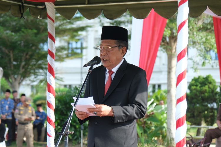Wagub  Abdullah Sani menjadi Inspektur pada upacara Peringatan Hari Kebangkitan Nasional ke-117, di Lapangan Kantor Gubernur Jambi, Selasa (20/05/2025).  (Dok,. Erit Kominfo)