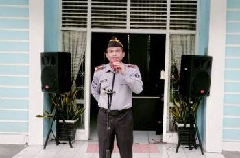 Kepala Bapas Kelas I Jambi, Dwi Santosa, memberikan imbauan kepada masyarakat terkait pentingnya pengawasan orang tua terhadap anak selama liburan sekolah, Senin (23/6/2025). (Dok. Stepanus)