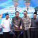 Bupati Muaro Jambi, Bambang Bayu Suseno, bersama Ketua KONI Muaro Jambi, Aspihani, dan sejumlah pejabat saat prosesi penyerahan hibah bus operasional di Rumah Dinas Bupati Muaro Jambi, Kamis (22/5/2025). (Dok. Kominfo)