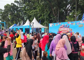 Ratusan warga Jambi antusias mengikuti Yamaha Grebek Pasar Rame 2025 di GOR Kotabaru. Minggu (01/05/2025). (Dok. Nahar)