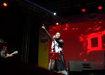 Penampilan Tantri kotak di Indomaret Festival 2025 bandara lama Kota Jambi, Sabyu (31/05/2025), (Dok. Yola)
