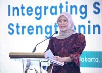 Direktur Operasional Jasa Raharja, Dewi Aryani Suzana, memberikan sambutan pada Workshop TJSL 2025 di Kantor Pusat Jasa Raharja, Jakarta, Senin (23/6/2025). (Dok. Humas JR Jambi)
