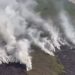 Tangkapan layar video Tim Gabungan Satgas Karhutla saat melakukan pemadaman  menggunakan helikopter Water Bombing Mi-171 milik PT Wira Karya Sakti (WKS) (Dok. Jambisharing)