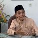 Pengamat hukum Prof. Dr. H. Abdul Bari Azed saat memnerikan keterangan di kediamannya, Senin (4/8/2025). (Dok.Nahr)