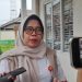 Kepala Dinas Sosial Kota Jambi, Yunita Indrawati, memberikan keterangan terkait pelaksanaan MPLS di Sekolah Rakyat Jambi yang diikuti 99 siswa dengan sistem asrama, Rabu (13/8/2025). (Dok. Yola)