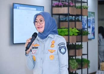 Plt. Direktur Utama Jasa Raharja Dewi Aryani Suzana saat memberi keterangan di Kantor Pusat Jasa Raharja, Rabu (20/8/2025).(Dok. Humas JR Jambi)
