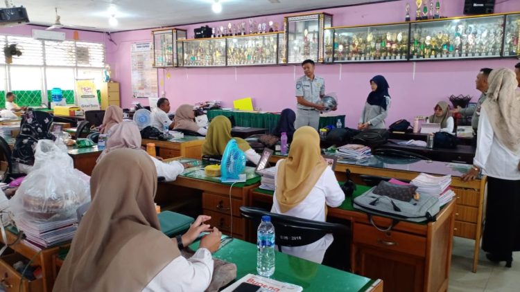 Suasana kegiatan Program Pengajar PPKL di SMA Negeri 1 Muara Bungo pada Jumat (29/08/2025). (Dok.Humas)