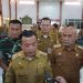 Gubernur Jambi Al Haris bersama Bupati Bungo Dedy Putra memberikan keterangan pers usai pertemuan bersama jajaran OPD dan camat se-Kabupaten Bungo di Aula Kantor Bupati Bungo, Selasa (5/8/2025). (Dok. Erit - Kominfo)