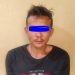 Pemuda berinisial DI (25) diamankan polisi setelah gagal merampok dan sempat dihajar massa di Mendalo Indah, Muaro Jambi, Rabu (3/9/2025). (Dok. Humas)