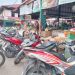 Deretan motor terparkir di Pasar Angso Duo Jambi, Selasa (9/9/2025). Pedagang mendesak pendirian pos polisi di dalam pasar untuk mengantisipasi maraknya aksi premanisme. (Dok,. Nahar)