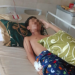 Seorang remaja korban begal menjalani perawatan di rumah sakit setelah kaki kirinya harus diamputasi akibat serangan begal di Jalan Basuki Rahmat, Jambi, Selasa (16/9/2025). (Dok, Nahar)