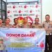 Personel Satlantas Polresta Jambi berpose bersama seusai mengikuti donor darah di UDD PMI Kota Jambi, Jumat (12/9/2025) (Dok. Nahar)
