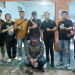 Tim Opsnal Polsek Kota Baru bersama Subdit Cyber Polda Yogyakarta menangkap Furqon Adjie Anto (26), karyawan toko di Jambi yang menggelapkan uang penjualan Rp53 juta, di Pantai Kukup, Gunung Kidul, Yogyakarta, Rabu (24/9/2025). (Dok, Nahar)