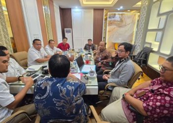 Suasana rapat teknis antara Dinas PUPR Provinsi Jambi dan manajemen PetroChina membahas alokasi dana CSR untuk pembangunan infrastruktur daerah, Kamis (28/8/2025). (Dok. Humas)