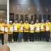 Ketua DPD I Golkar Jambi H. Cek Endra bersama pengurus DPD II, organisasi sayap, dan ormas usai menerima deklarasi serta surat dukungan resmi jelang Musda Golkar, Senin (1/9/2025). (Dok.Daus)