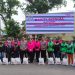 Pengurus Daerah Bhayangkari Jambi bersama Kapolda Jambi Irjen Pol Krisno H. Siregar menyerahkan bansos kepada pengemudi Ojol dalam rangka peringatan HKGB ke-73 tahun 2025 di Kota Jambi, Jumat (12/9/2025). (Dok. Nahar)