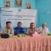 Perwakilan Jasa Raharja bersama narasumber dari RS Bhayangkara Polres Bungo saat memberikan sosialisasi keselamatan lalu lintas dan pelatihan PPGD kepada warga Kelurahan Manggis, Kecamatan Bathin III, Kabupaten Bungo, Kamis (4/9/2025). (Dok. Humas)