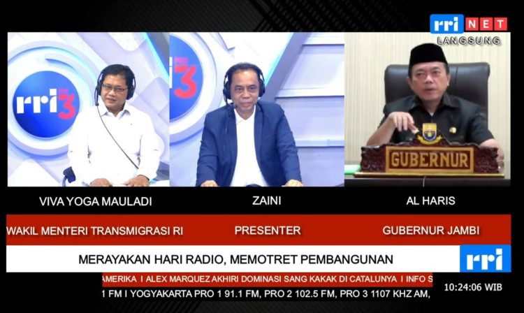 Wakil Menteri Transmigrasi Viva Yoga Mauladi bersama Gubernur Jambi Al Haris saat menjadi narasumber dalam program RRI Indonesia Menyapa Pagi yang disiarkan langsung dari Kantor RRI, Jakarta, Senin (8/9/2025). (Dok,. Kominfo)