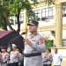 Wakapolda Jambi Brigjen Pol M. Mustaqim memimpin upacara peringatan Hari Olahraga Nasional ke-42 di Lapangan Hitam Mapolda Jambi, Selasa (9/9/2025). (Dok. Nahar)