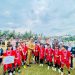 Tim U-12 Jaluko menerima trofi juara usai menundukkan Bahar Selatan 1-0 di final Piala Bupati Muaro Jambi 2025. (Dok. Stepanus)
