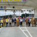 Gubernur Al Haris bersama Sejumlah pejabat dan perwakilan HK berfoto bersama di Gerbang Tol Pijoan dalam rangka peninjauan kesiapan operasional ruas tol, Selasa (16/9/2025).” (Dok. Erit - Kominfo)