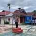 Karo Logistik Polda Bengkulu, Kombes Pol. Didi Wahyudi, memimpin upacara bendera di SMKN 5 Kota Bengkulu (Dok. Yola)