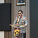 Kapolda Jambi Irjen Pol Krisno H. Siregar memberikan sambutan pada acara penyerahan jabatan, pelepasan, dan wisuda purna bakti personel Polda Jambi di Gedung Siginjai, Selasa (30/9/2025). (Dok. Dd)