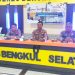 Kasubbid Wabprof Bidpropam Polda Bengkulu, AKBP Letjen Haloho, memimpin sosialisasi Whistle Blower System dan SP4N LAPOR kepada personel Polres Bengkulu Selatan di Aula Polres Bengkulu Selatan, Rabu (15/10/2025). (Dok. Yola)
