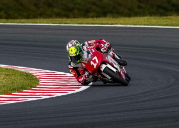 Aksi para pebalap muda Astra Honda Motor saat bersaing ketat di lintasan. Mereka akan tampil di ajang Asia Talent Cup (IATC) seri Mandalika, 4–5 Oktober 2025. (Dok. Sinsen)