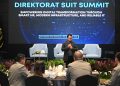 Direktur SDM dan Umum PT Jasa Raharja, Rubi Handojo, memberikan sambutan pada pembukaan Direktorat SUIT Summit 2025 di Ballroom Kantor Pusat Jasa Raharja, Jakarta, Kamis (2/10/2025). (Dok. Humas JR)