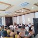 Kasat Lantas Polresta Jambi, AKP Hadi Siswanto bersama jajaran Forkopimda menghadiri rapat pembahasan penanganan antrean solar subsidi di Ruang Rapat Wali Kota Jambi, Senin (6/10/2025). (Dok. Nahar)