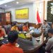 Kapolda Jambi Irjen Pol. Krisno H. Siregar menerima audiensi dari jajaran Bank Indonesia Provinsi Jambi di ruang kerjanya, Senin (6/10/2025), (Dok. Humas)