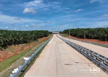 Pembangunan Jalan Tol Betung–Jambi Seksi 1A di Sumatera Selatan terus menunjukkan progres. Ruas ini akan memperkuat konektivitas kawasan dan memangkas waktu tempuh Betung–Supat Induk menjadi 30 menit. (Dok. HKI Infrastruktur)
