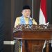 Gubernur Jambi Al Haris menyampaikan sambutan pada Rapat Paripurna DPRD Kabupaten Tebo dalam rangka HUT ke-26 Kabupaten Tebo di Gedung DPRD Tebo, Senin (13/10/2025) (Dok. Erit - Kominfo)