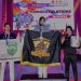 Bripda Jihan Luthfi Angely (tengah) saat menerima penghargaan usai menjuarai Mandiri Series Open International Taekwondo Championship 2025 Piala Panglima TNI di GOR A. Yani Cilangkap, Jakarta Timur, 28 September 2025. (Dok. Polres Tebo)
