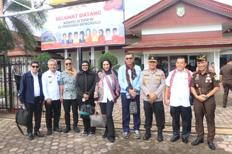 Polda Bengkulu menerima kunjungan kerja reses Komisi III DPR RI dalam rangka Masa Persidangan II Tahun Sidang 2025–2026, Kamis (11/12/2025). (Dok.yola)