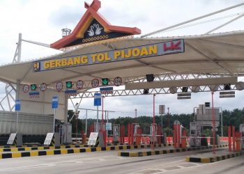 Gerbang Tol Pijoan, salah satu akses utama Jalan Tol Trans Sumatera di Jambi. Selama periode libur Natal 2025 dan Tahun Baru 2026 (Dok. Humas)