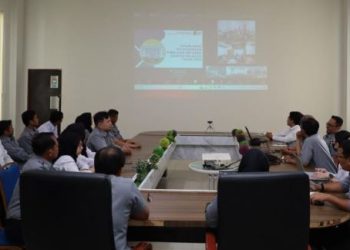 Jajaran Kanwil Kementerian Hukum Jambi mengikuti sosialisasi Penilaian Indeks Reformasi Hukum (IRH) yang diselenggarakan Badan Pembinaan Hukum Nasional secara daring, Senin (19/1/2026). (Dok. Nahar)