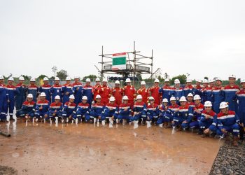 Jajaran pimpinan Kementerian ESDM, SKK Migas, Pertamina Hulu Energi (PHE) dan Pertamina Hulu Rokan (PHR) (Dok. Humas - Tania)