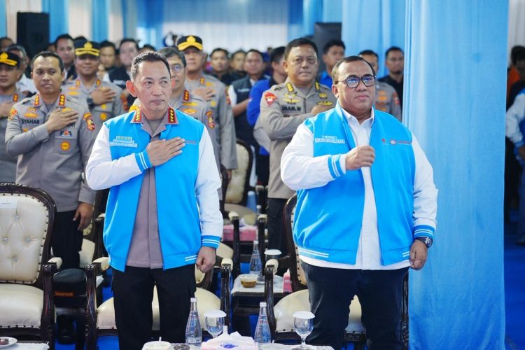 Kapolri Jenderal Listyo Sigit Prabowo menghadiri acara tasyakuran HUT KSPSI ke-53 di Pembangunan Pusdiklat, Sabtu (21/2/2026). (Dok/yola)