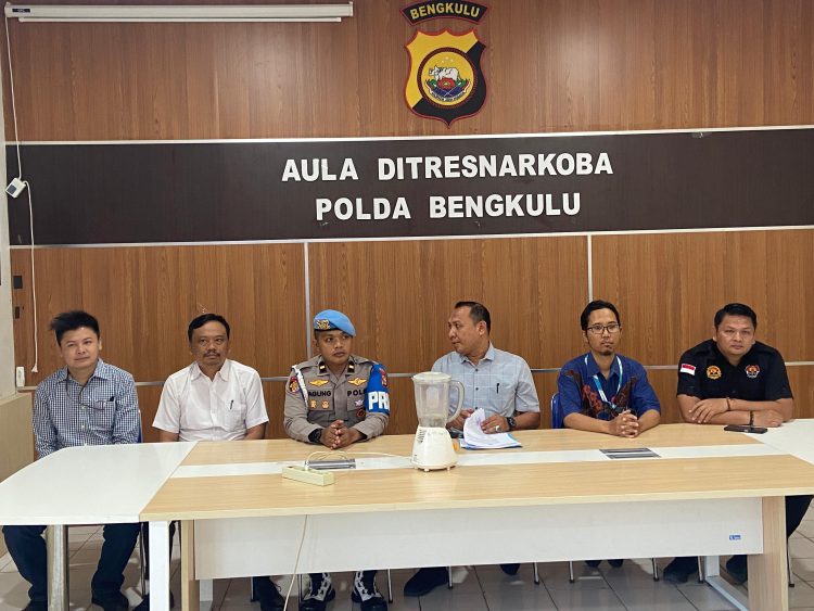 Press Release Pemusnahan Sabu berlangsung di Gedung Ditresnarkoba Polda Bengkulu, Kamis (26/02/2026). (Dok/yola)
