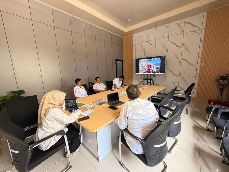 Pertanahan Kabupaten Bengkulu Tengah mengikuti Rapat Koordinasi Sinkronisasi Perolehan Tanah dan Reforma Agraria yang digelar secara virtual melalui Zoom, Kamis (5/3/2026). (Foto:Yl)