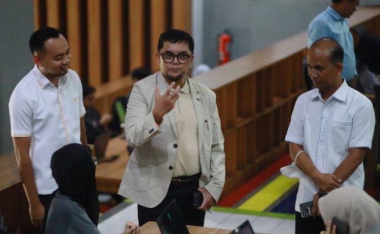 Wakil Ketua I DPRD Provinsi Jambi Ivan Wirata meninjau fasilitas di Bandung Creative Hub di Kota Bandung (Dok.Humas)