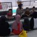 Kasat Binmas Polres Kepahiang Iptu Agustin Wulandari memimpin kegiatan pesantren kilat Ramadan di Masjid Komplek Perumnas Padang Lekat, Kabupaten Kepahiang, sebagai upaya pembinaan generasi muda dan penyampaian pesan kamtibmas. (foto: ist)